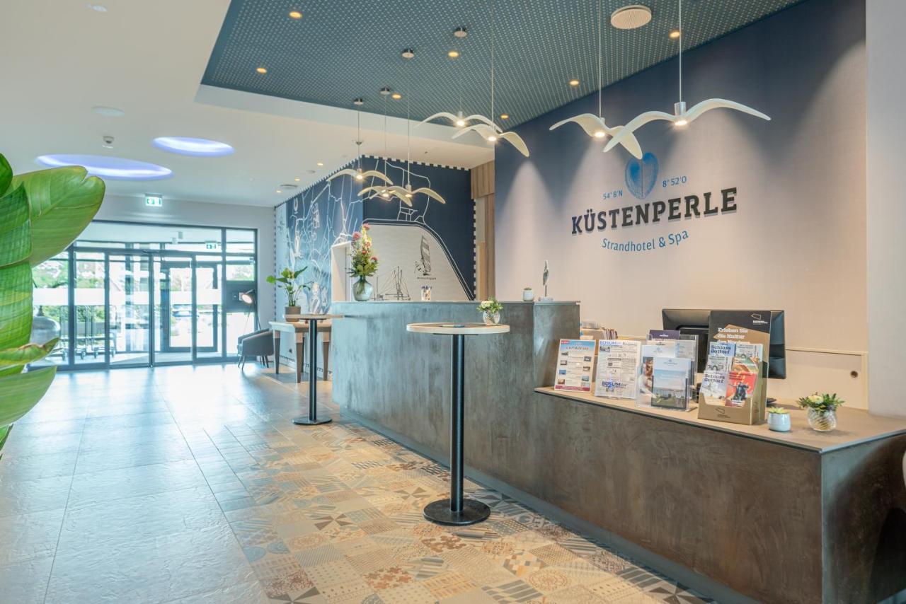 Kuestenperle Strandhotel & Spa 부숨 외부 사진